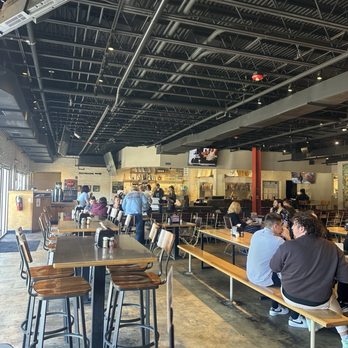 Lazy Moon Pizza - Pizza Near Me - Orlando, Florida