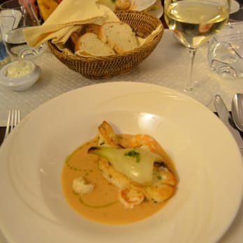 U Emy Destinnové - Novozélandský halibut v humrovém vývaru s krevetkou - French Near Me - Prague, Puerto Rico U Emy Destinnové - Novozélandský halibut v humrovém vývaru s krevetkou - French Near Me - Prague, Puerto Rico