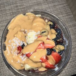 Country Donuts - Acai bowl