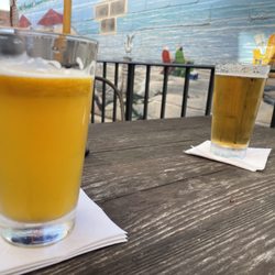 Sully's Pour House