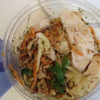 Cojean Raspail - Salade Thaï (poulet, choux, carottes, oignons, coriandre...) - Juice Bars & Smoothies Near Me - Paris, 75 Cojean Raspail - Salade Thaï (poulet, choux, carottes, oignons, coriandre...) - Juice Bars & Smoothies Near Me - Paris, 75