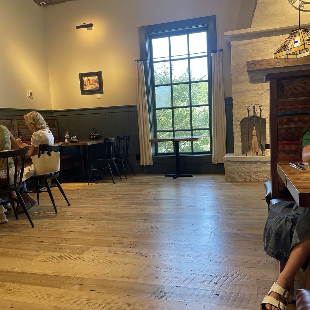 Cafe Homestead - Dining room - American Near Me - Waco, Texas Cafe Homestead - Dining room - American Near Me - Waco, Texas