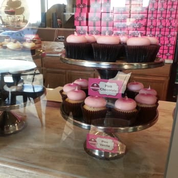 Area 51 Cupcakery - Cupcakes Near Me - Naperville, Illinois Area 51 Cupcakery - Cupcakes Near Me - Naperville, Illinois