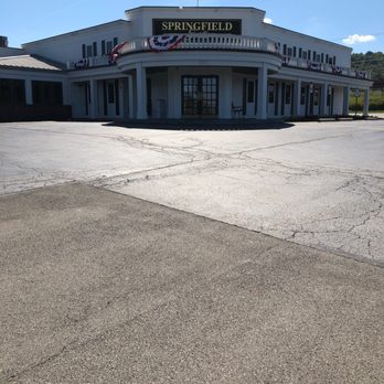 Springfield Grille - entrance - New American Near Me - Mars, Pennsylvania