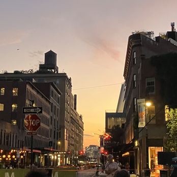 Gansevoort Plaza - Sunset at the Storied Meatpacking District (08/18/2025) - Parks Near Me - New York, New York Gansevoort Plaza - Sunset at the Storied Meatpacking District (08/18/2025) - Parks Near Me - New York, New York