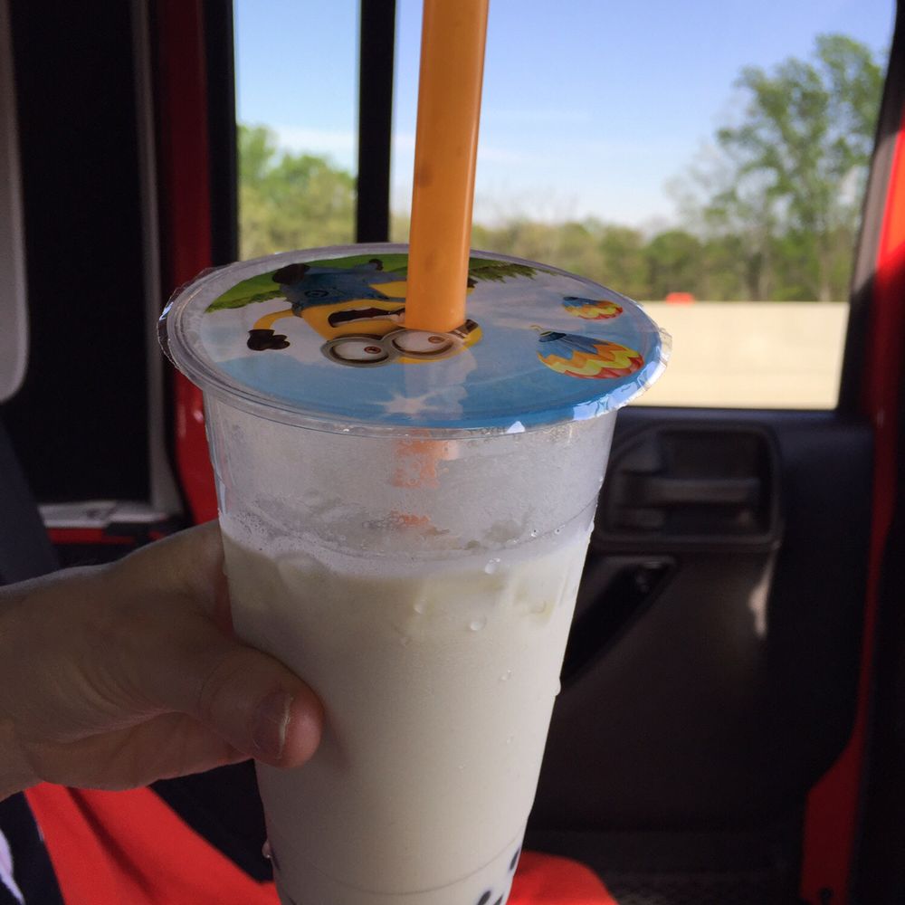 Cafe Bali - Lavender milk tea with boba and vanilla cake. - Bubble Tea Near Me - Bloomington, Indiana Cafe Bali - Lavender milk tea with boba and vanilla cake. - Bubble Tea Near Me - Bloomington, Indiana