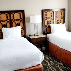 Holiday Inn Club Vacations Sunset Cove Resort - FIRST BEDROOM