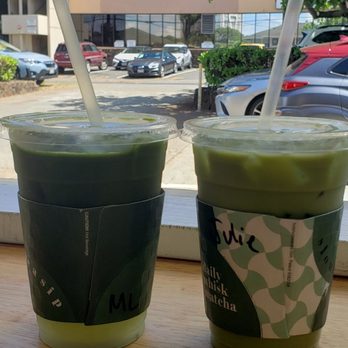 Daily Whisk Matcha - Matcha lemonade and iced matcha latte with lavender syrup and oatmilk - Cafes Near Me - Honolulu, Hawaii