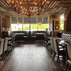 Il Pizzaiolo - Main dining room