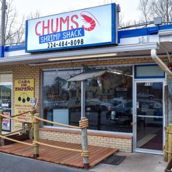 Chums Shrimp Shack - The front of the restaurant