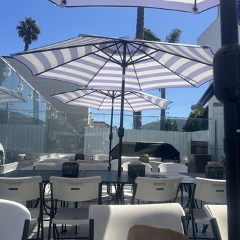 Happy Mediterranean Restaurant - Outside seating - Fast Food Near Me - Lompoc, California