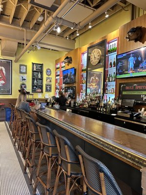 Salut Bar Americain by null