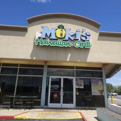 Moki's Hawaiian Grill - Outside of the building