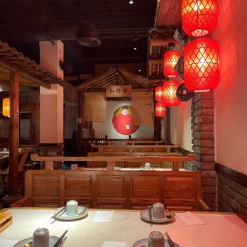 Cheli - Interior - Shanghainese Near Me - New York, New York Cheli - Interior - Shanghainese Near Me - New York, New York