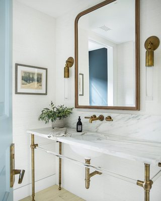 Satellite Licensed Plumber Logo