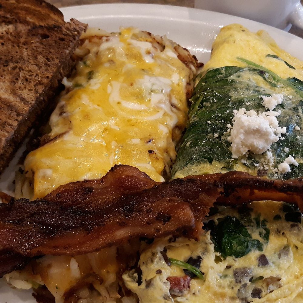 Sassy Onion State Street - Veggie omelette, sassy hashbrowns, side of bacon and homemade rye toaat - Breakfast & Brunch Near Me - Salem, Oregon Sassy Onion State Street - Veggie omelette, sassy hashbrowns, side of bacon and homemade rye toaat - Breakfast & Brunch Near Me - Salem, Oregon