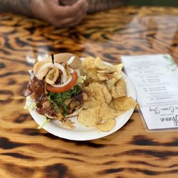 ’Ohana Island Grindz - Yummers!!