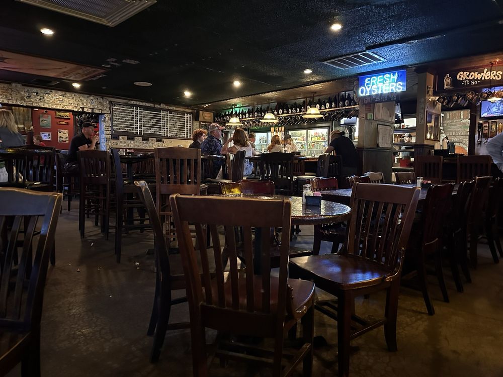 Social spots from Cellarman's Pub & Brewery
