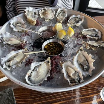 Le Coin - Oysters - Seafood Near Me - Seattle, Washington