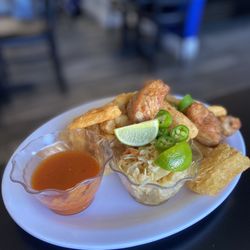 Pupuseria Blankita - Yuca de Chicharron