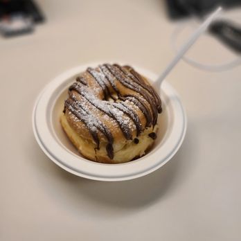 LA - Donut Truck - Nutella Banana Glaze Donut - Food Trucks Near Me LA - Donut Truck - Nutella Banana Glaze Donut - Food Trucks Near Me