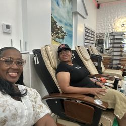 P Nail Salon