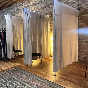 Otono - fitting rooms - Thrift Stores Near Me - Grand Rapids, Michigan