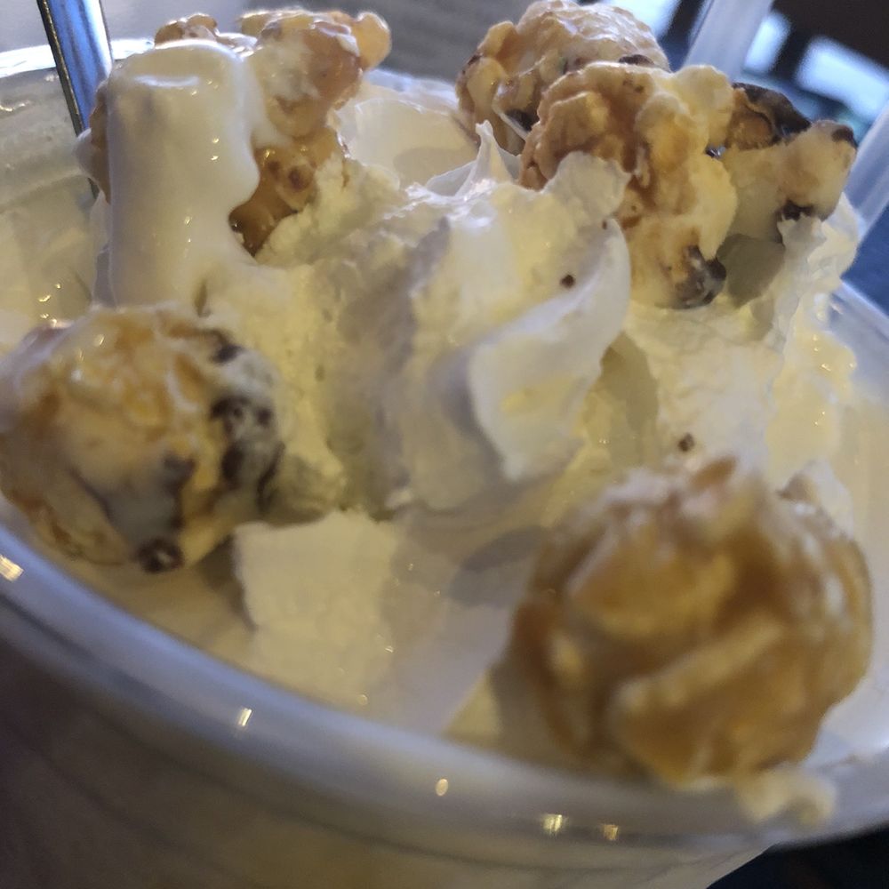 Fitz's On The Lake - Salted Carmel Booze Shake - American Near Me - Lodi, Wisconsin