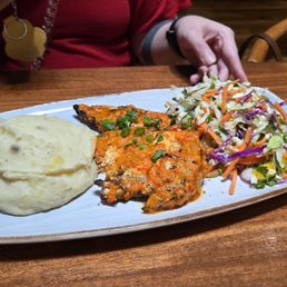 DineLA- spicy chicken with piri piri sauce DineLA- spicy chicken with piri piri sauce