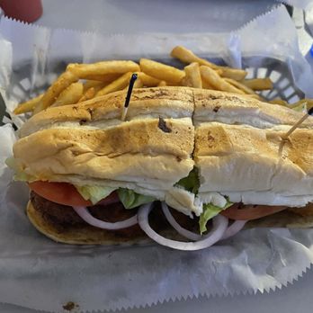 Neptunes Kitchen And Dive Bar - Shrimp po boy - Seafood Near Me - Rodanthe, North Carolina Neptunes Kitchen And Dive Bar - Shrimp po boy - Seafood Near Me - Rodanthe, North Carolina