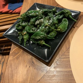 Distrito V - Padron peppers - Tapas Bars Near Me - Barcelona, B