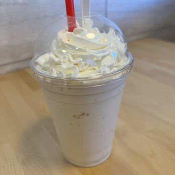 Smashburger - Reese's Peanut Butter Shake - Burgers Near Me - Sacramento, California Smashburger - Reese's Peanut Butter Shake - Burgers Near Me - Sacramento, California