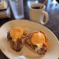 Daddy O’s - Stuffed Shrimp Benedict