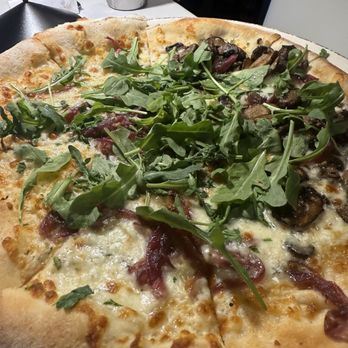 M Italian - Diners Near Me - Chagrin Falls, Ohio