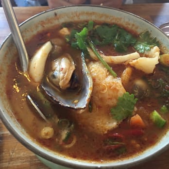 Jinda Thai Restaurant - Thai Near Me - Abbotsford, VIC
