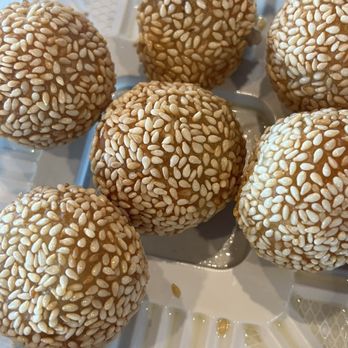 Little Fat Dumpling - Sesame Balls - Asian Fusion Near Me - Fresno, California Little Fat Dumpling - Sesame Balls - Asian Fusion Near Me - Fresno, California