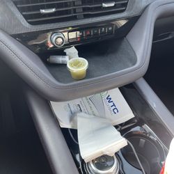 Dee's Burrito Shop - Green sauce that is good on burrito