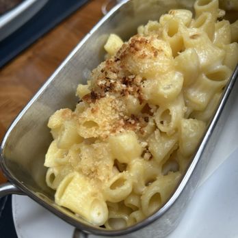 Max Downtown - Mac and cheese - Bars Near Me - Hartford, Connecticut
