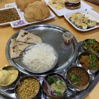Neehee's Troy, Michigan - Indian Near Me - Troy, Michigan