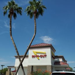 Exterior photo of In-N-Out Burger - Phoenix, Arizona Exterior photo of In-N-Out Burger - Phoenix, Arizona