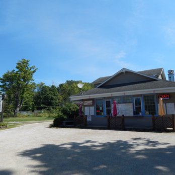 Ice Cream Cottage - Ice Cream & Frozen Yogurt Near Me - Saegertown, Pennsylvania