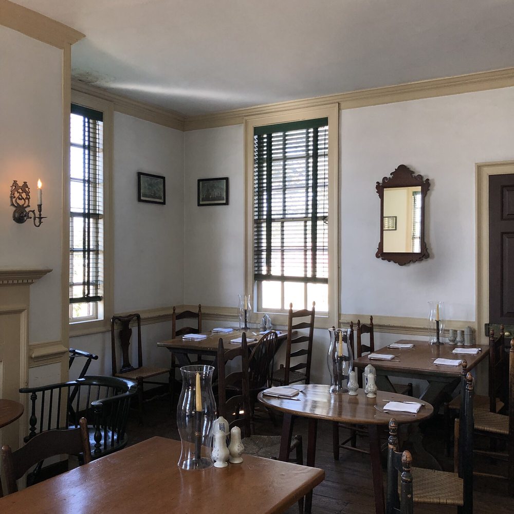 Chowning’s Garden Bar - the room we were seated in - Barbeque Near Me - Williamsburg, Virginia