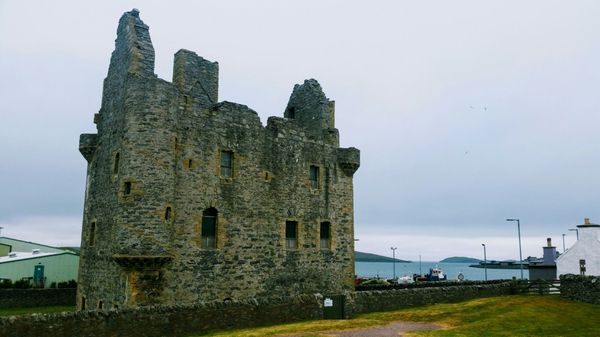 Scalloway Castle by null