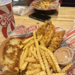 3 Finger Combo w/ Lemonade 3 Finger Combo w/ Lemonade