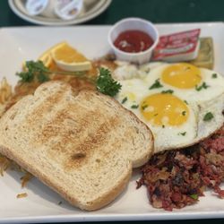 Mel's Drive-In - Corn Beef Hash and Eggs