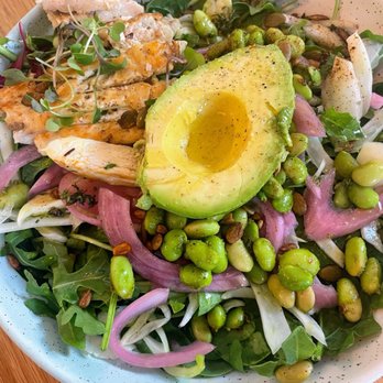 Bluestone Lane - Green goddess bowl with chicken - Coffee & Tea Near Me - Orange, California