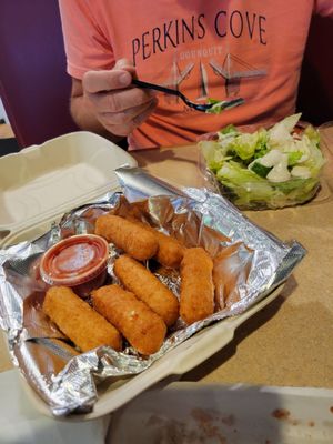 Favorites Pizza & Wings Lewiston by null