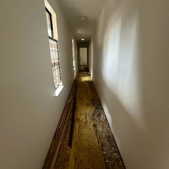 Casa Utopia Builders - Hallway (Before) - General Contractors Near Me - Campbell, California