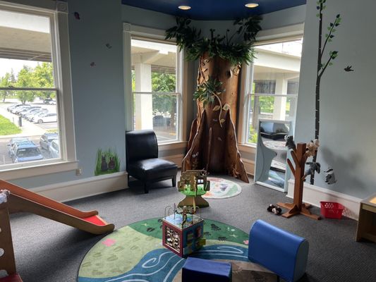 Gilbert House Children's Museum by null