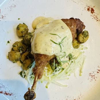 Bar Purlieu - duck - French Near Me - Eugene, Oregon